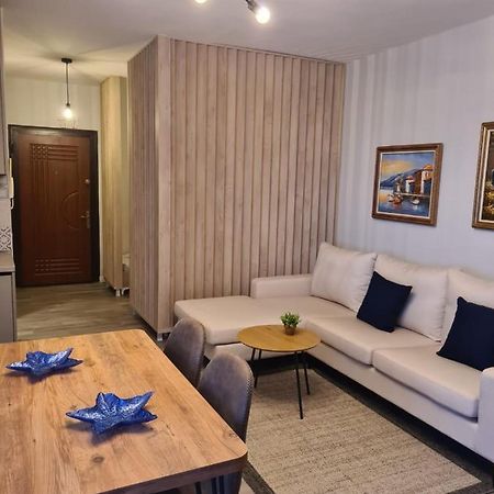 Old Beach Apartment Vlora Exterior foto